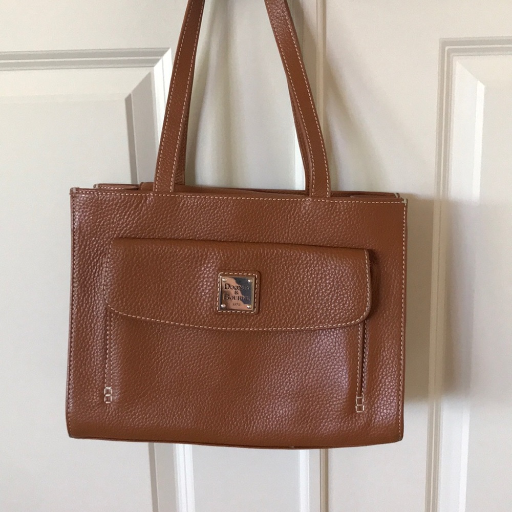 Dooney & Bourke caramel purse